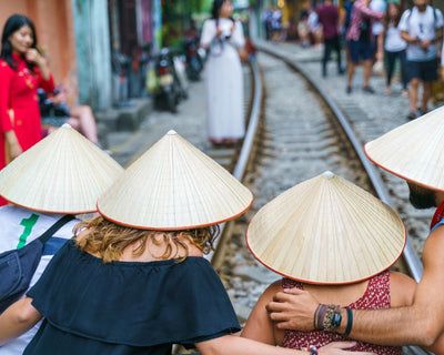Le Chapeau Conique Vietnamien : Symbole Culturel et Artisanat Unique