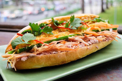 Comment faire du pain de pâté vietnamien délicieux pour le petit déjeuner - Hello Asia