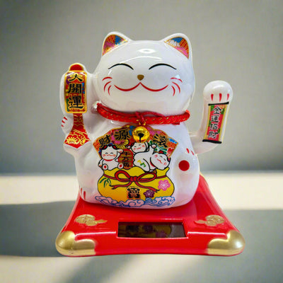 Chat porte-bonheur en céramique blanche solaire – 11 cm