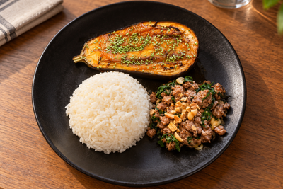 Bœuf haché sauté aux feuilles de lốt